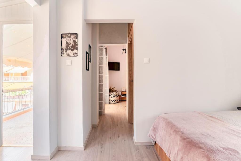 Ferienwohnung Under The Hill Athen Exterior foto